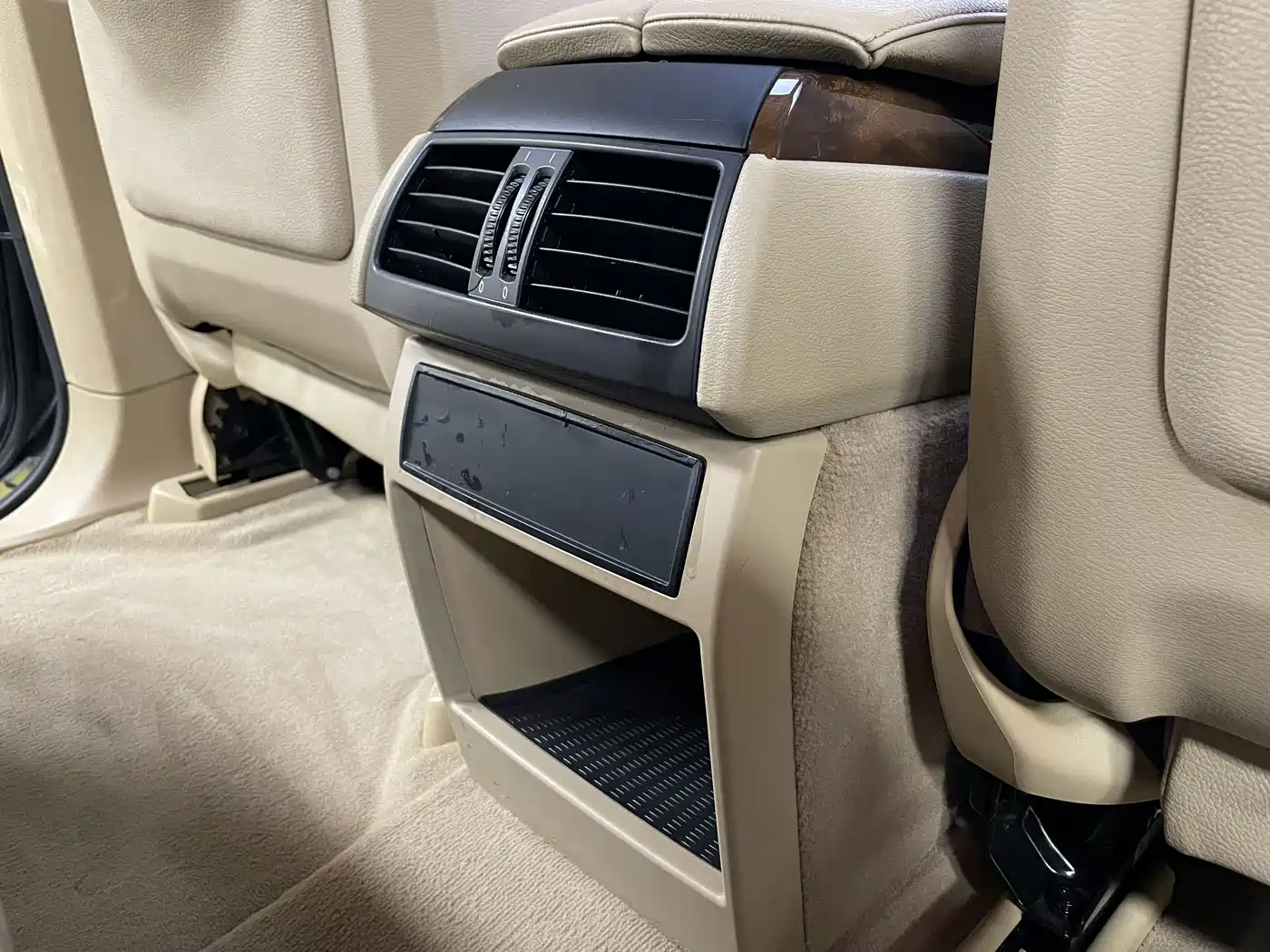 BMW X5 (Import) 2011 xDrive35i Leading Edition фото 24