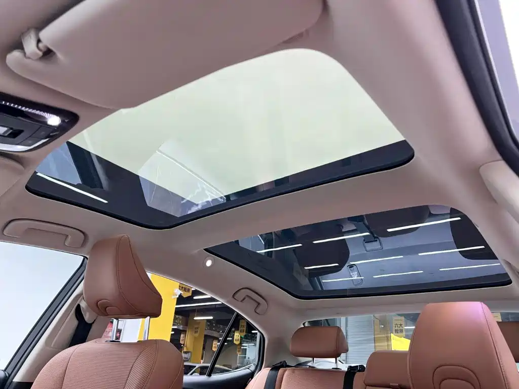 Toyota Camry 2025 2024 Hybrid 2.0HG Premium Edition