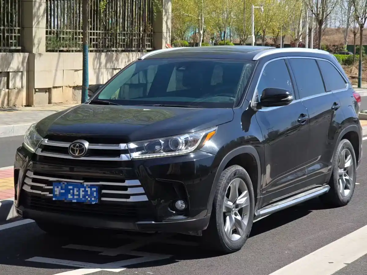 Toyota Highlander 2018 2.0T 2WD Luxury 7-seater (China V)