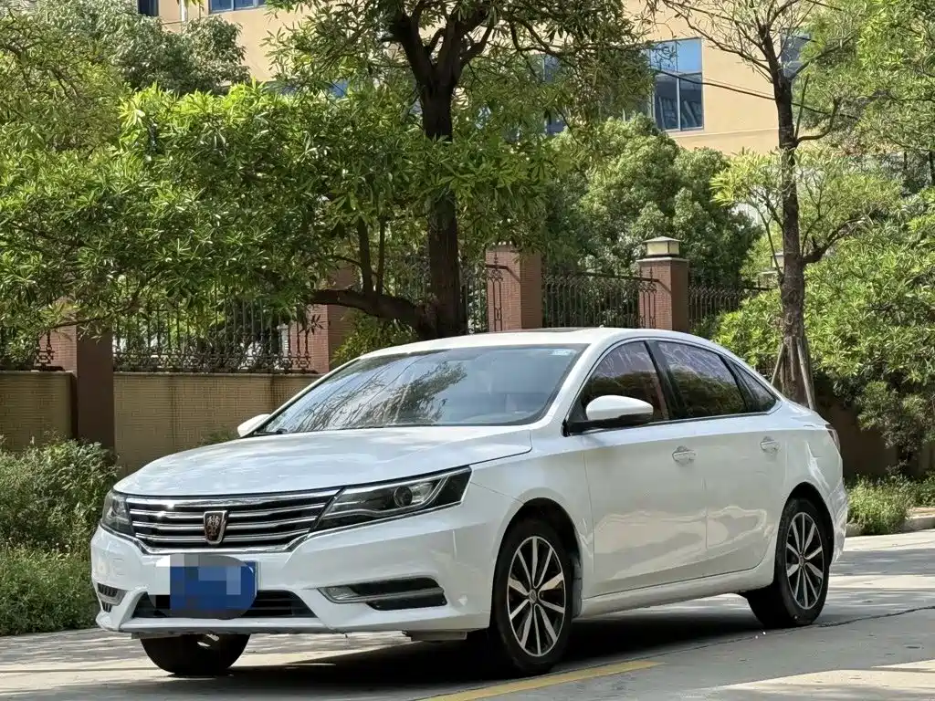 Фото 1 - Roewe i6