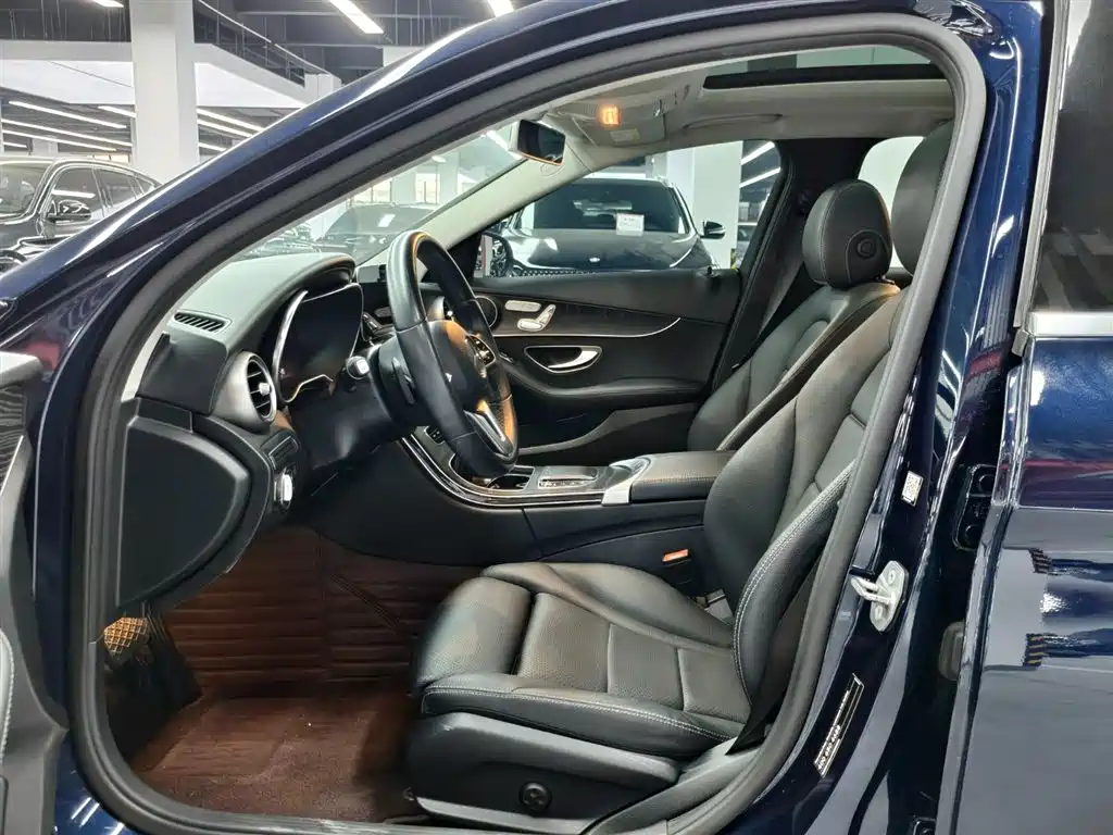 Mercedes-Benz C-Class (Import) 2020 Model C 260 Estate фото 4