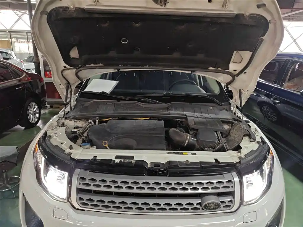 Land Rover Range Rover Evoque 2018 240PS SE Smart Edition фото 16