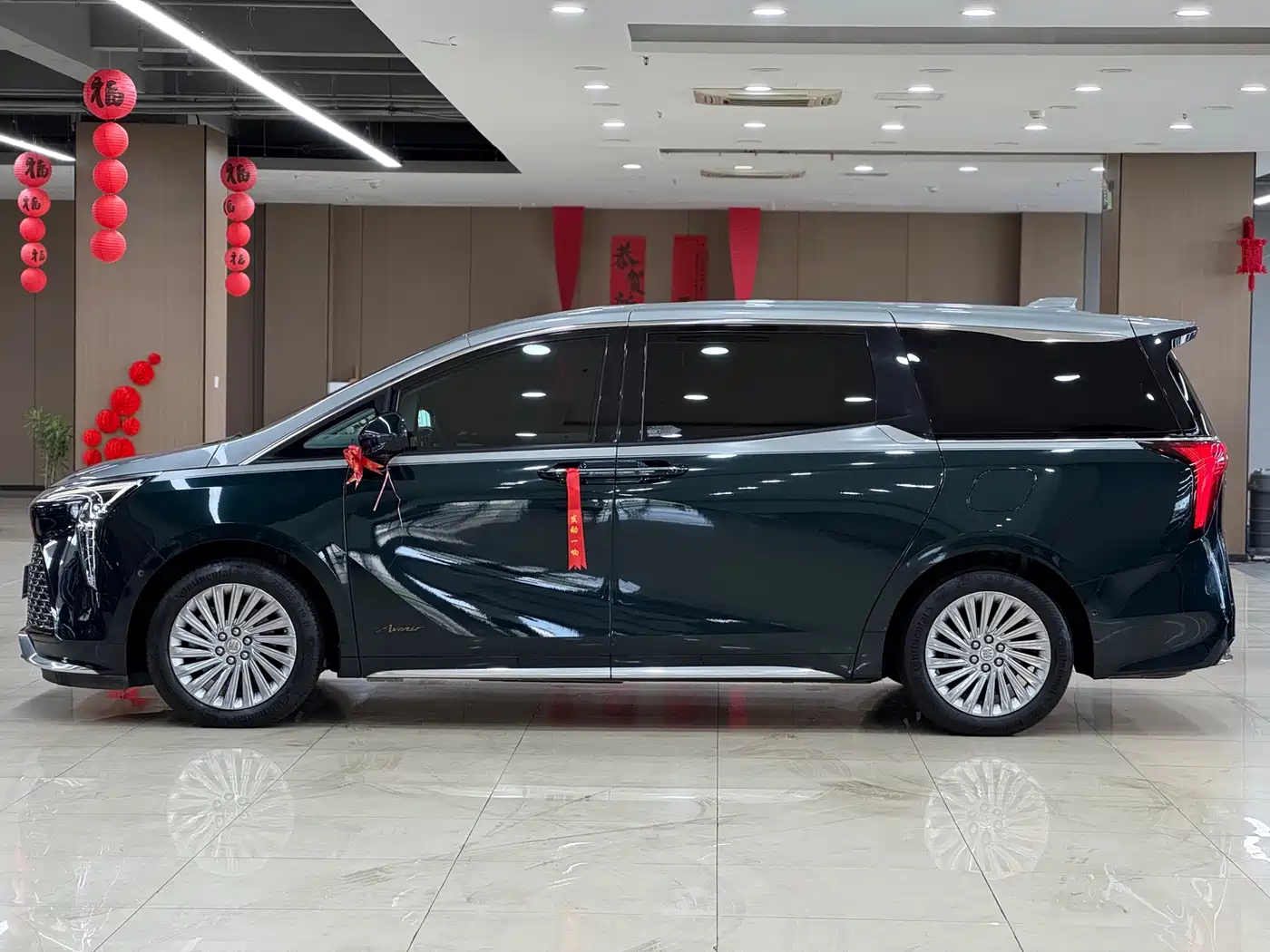 Buick Century 2023 2.0T 4-Seat Private Edition фото 3