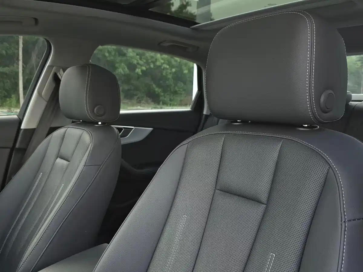 Audi A4L 2020 40 TFSI quattro Luxury Dynamic фото 8