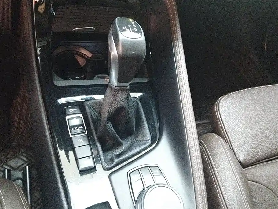 BMW X1 2018 xDrive20Li Luxury Model фото 16