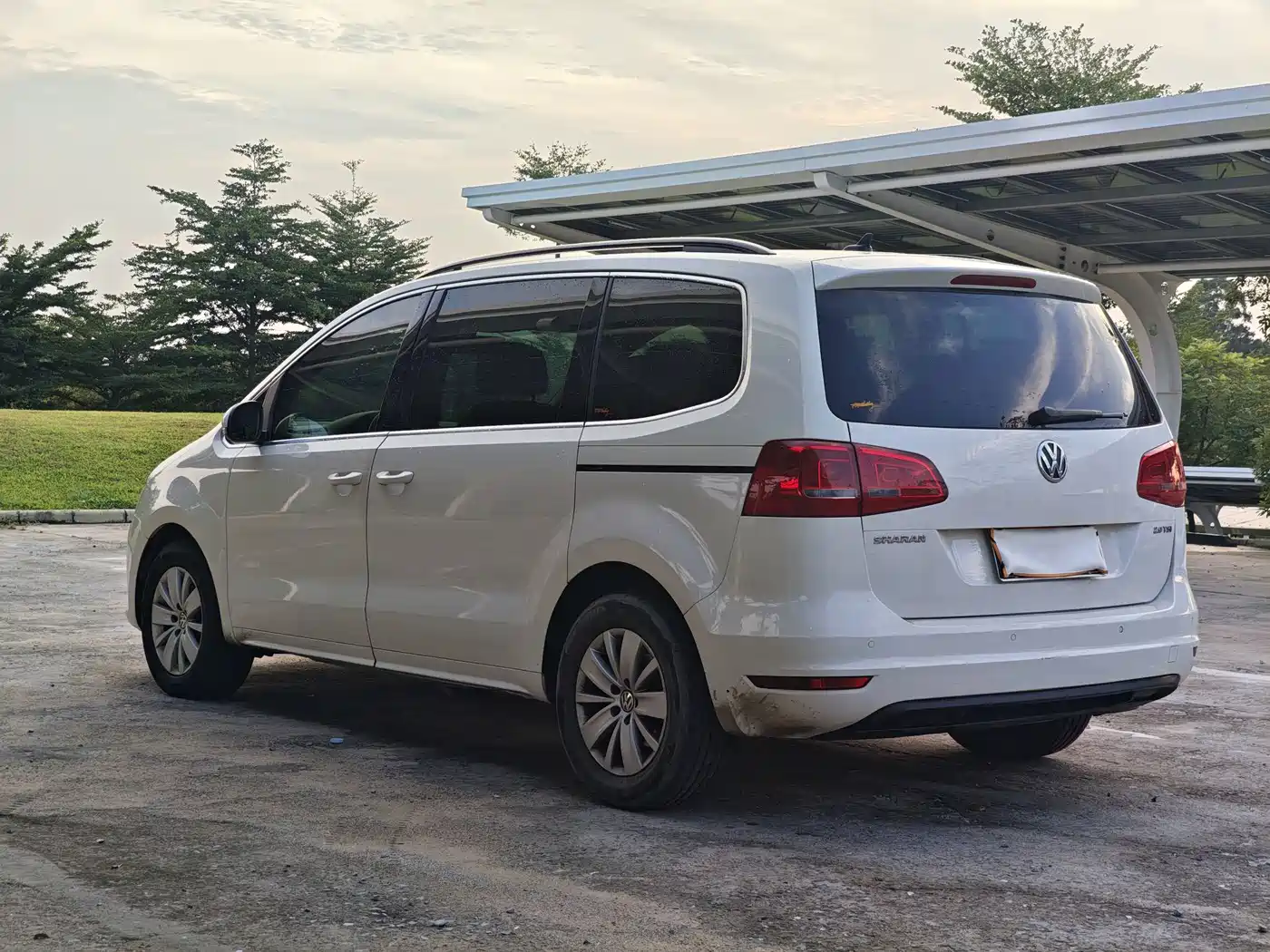 Volkswagen Sharan 2014 2014 2.0TSI Standard