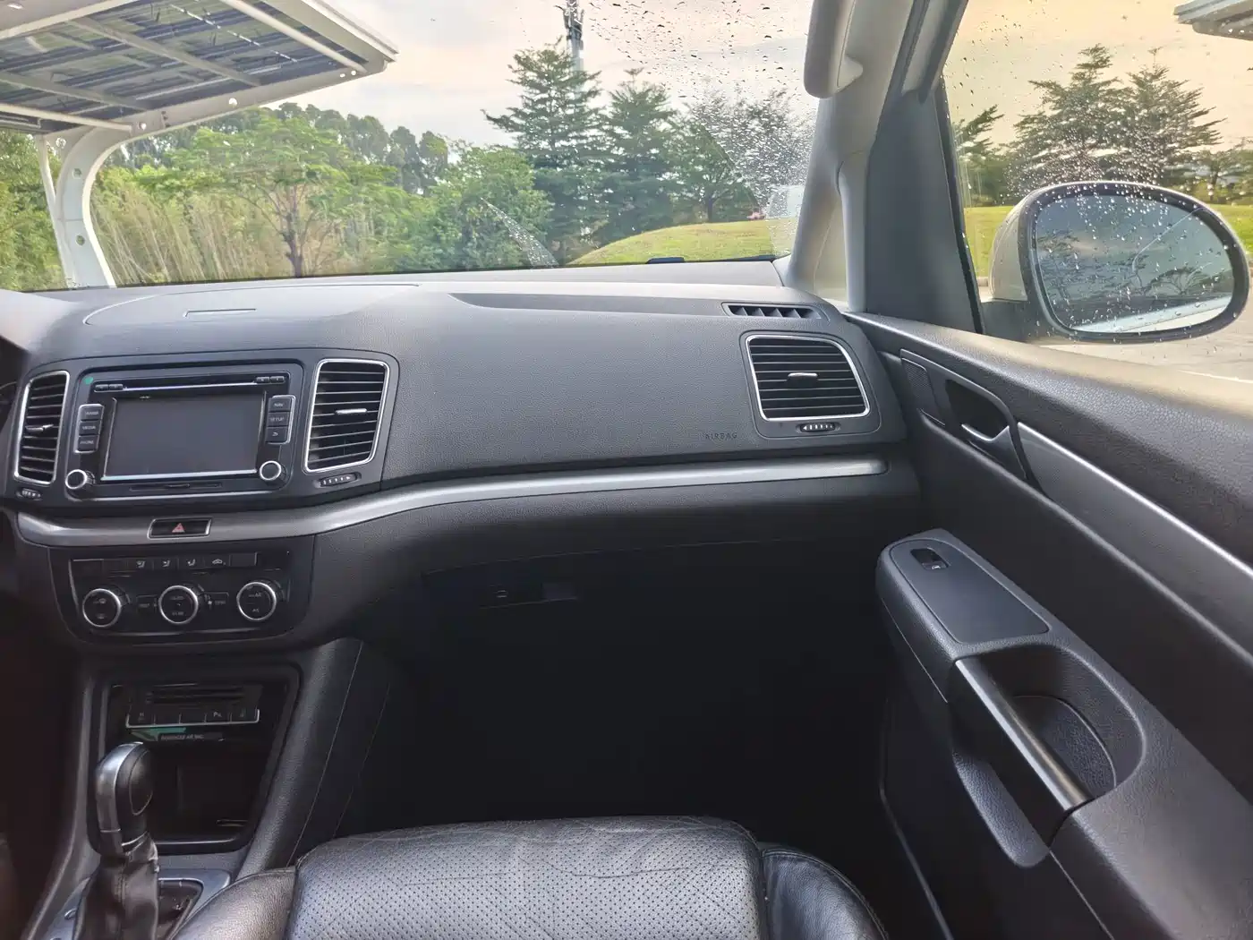 Volkswagen Sharan 2014 2014 2.0TSI Standard