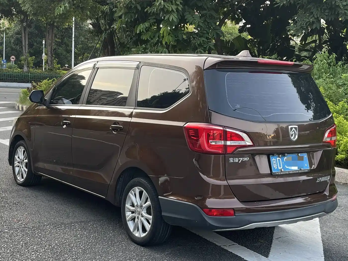 Фото 10 - Baojun 730