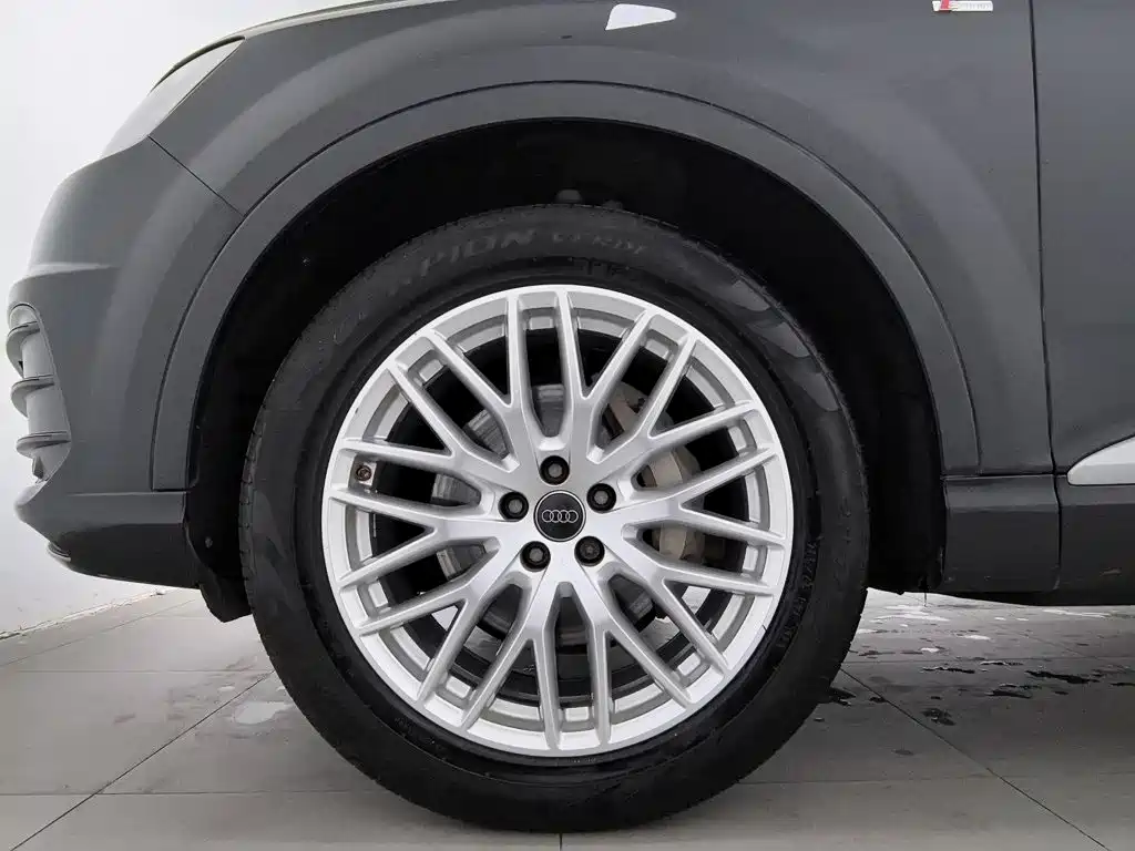 Photo 17 - Audi Q7