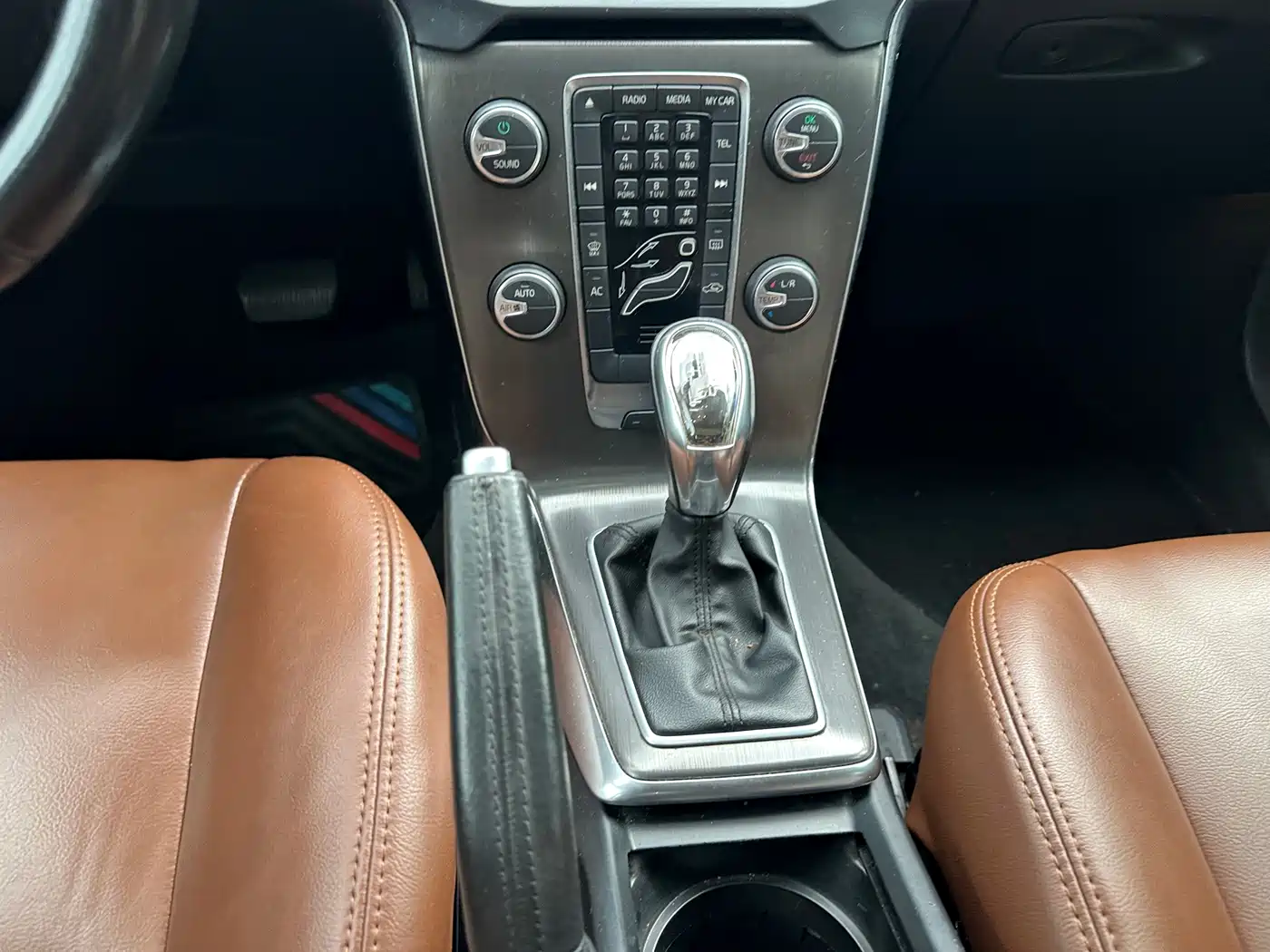 Volvo V40 2013 2013 2.0T Elegance Edition