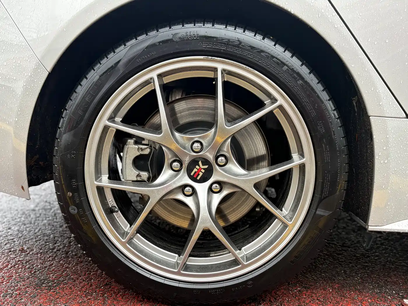 Jaguar XEL 2024 Model 2.0T 250PS R-DYNAMIC S Progressive Sport Edition фото 14