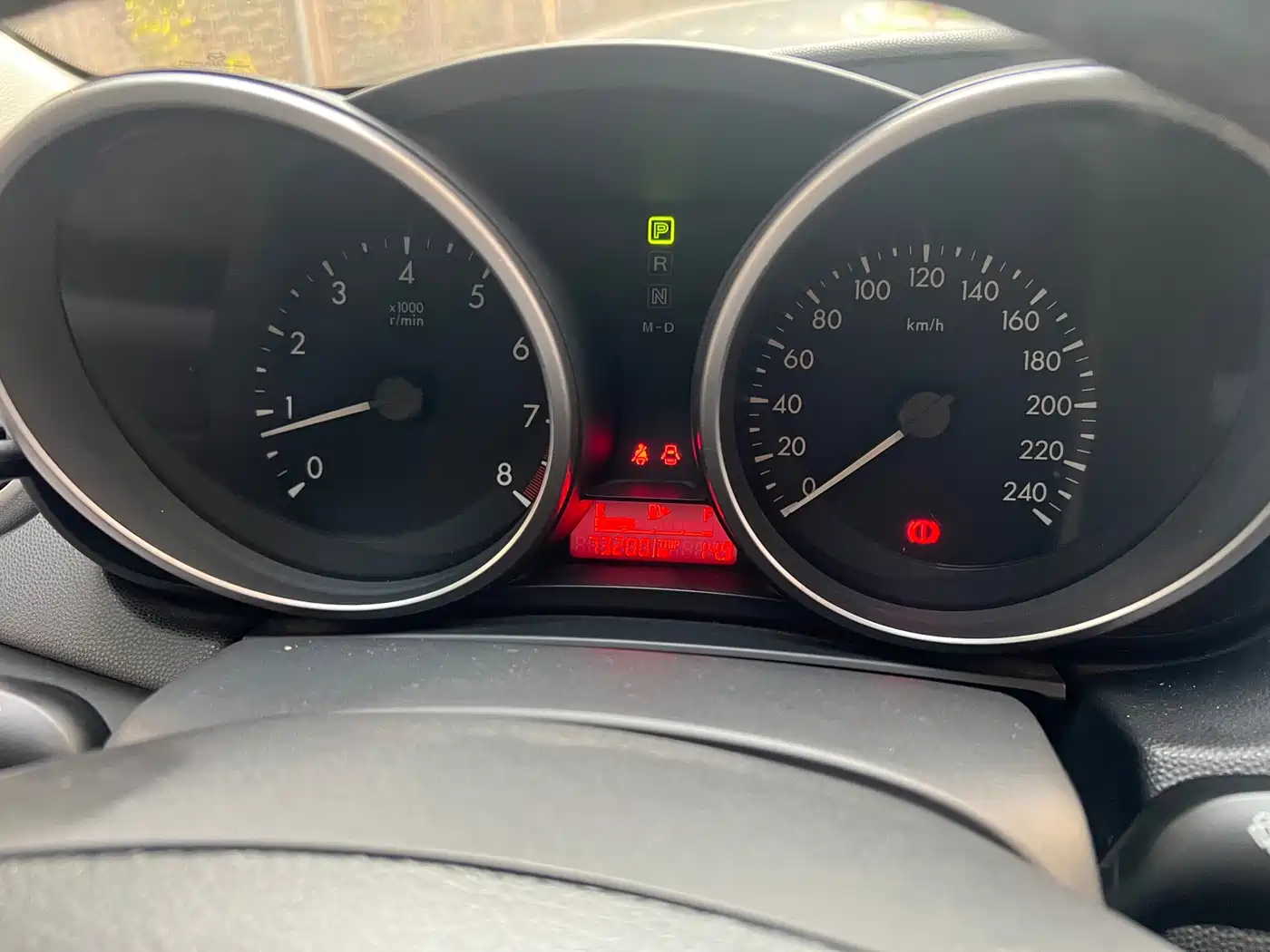 Mazda Mazda3 Axela 2012 2011 Sedan 1.6L Automatic Comfort