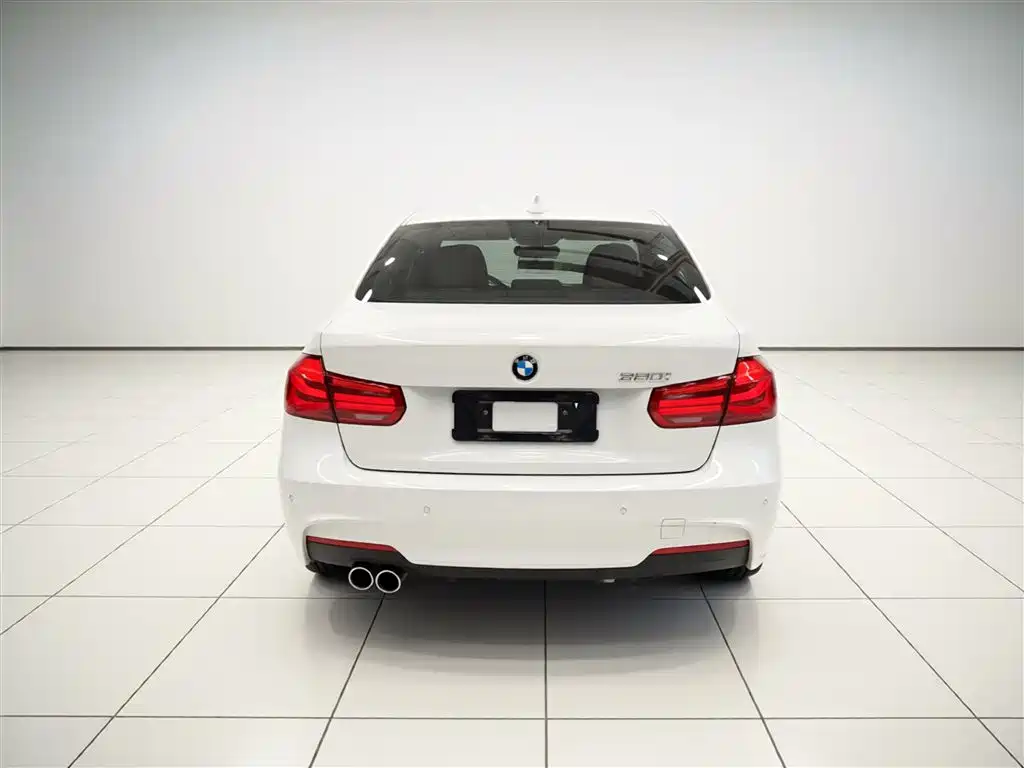 BMW 3 Series 2018 320i M Sport Package фото 4