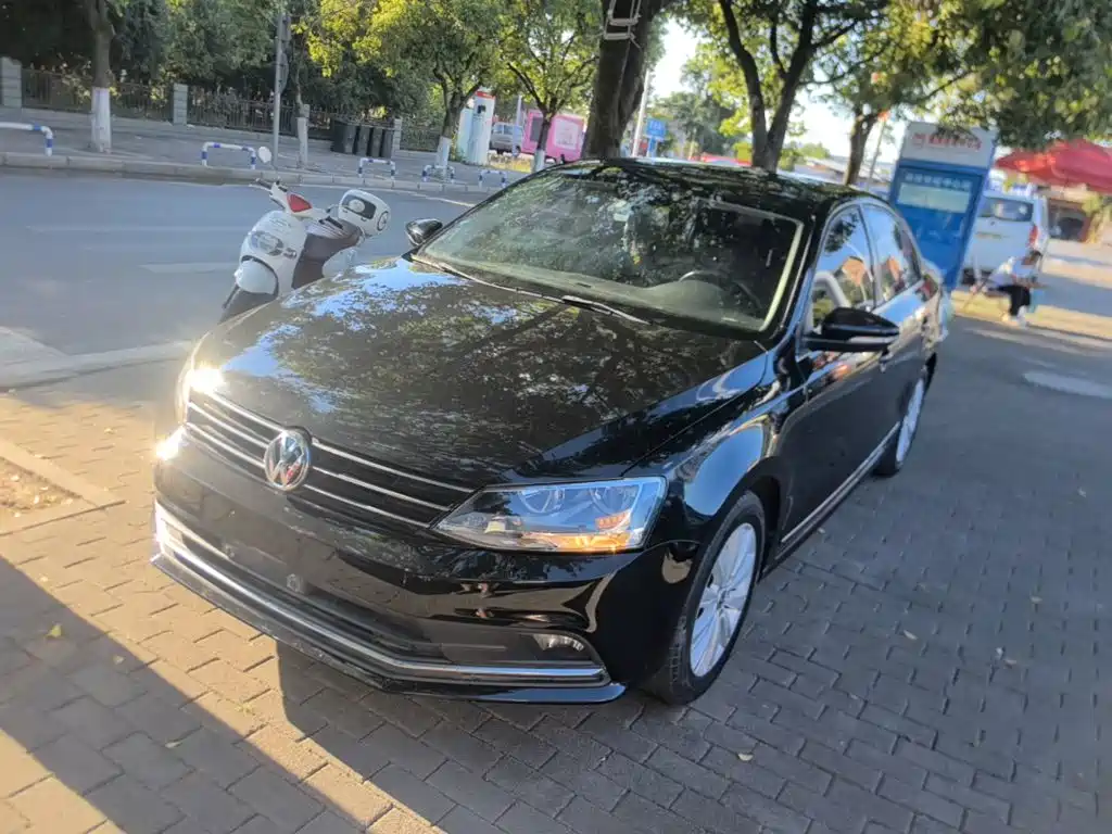 Photo 1 - Volkswagen Sagitar