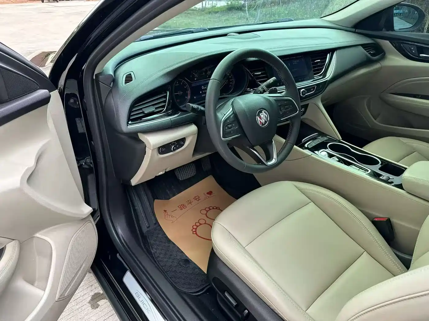 BUICK REGAL