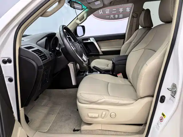 Toyota Prado 2010 4.0L Automatic TX-L — фото 5