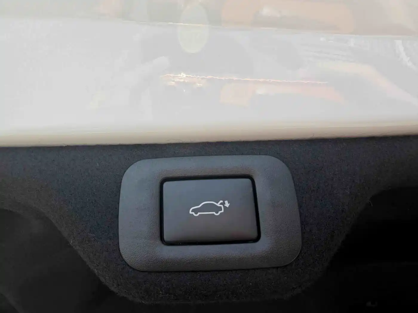 Lexus ES 2026 2025 Model 300h Base Version