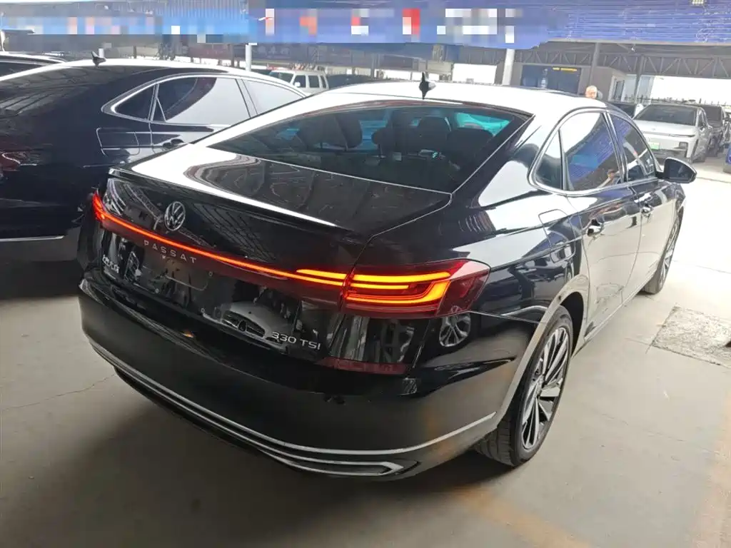 Volkswagen Passat 2023 Facelift 330TSI Elite Edition фото 7