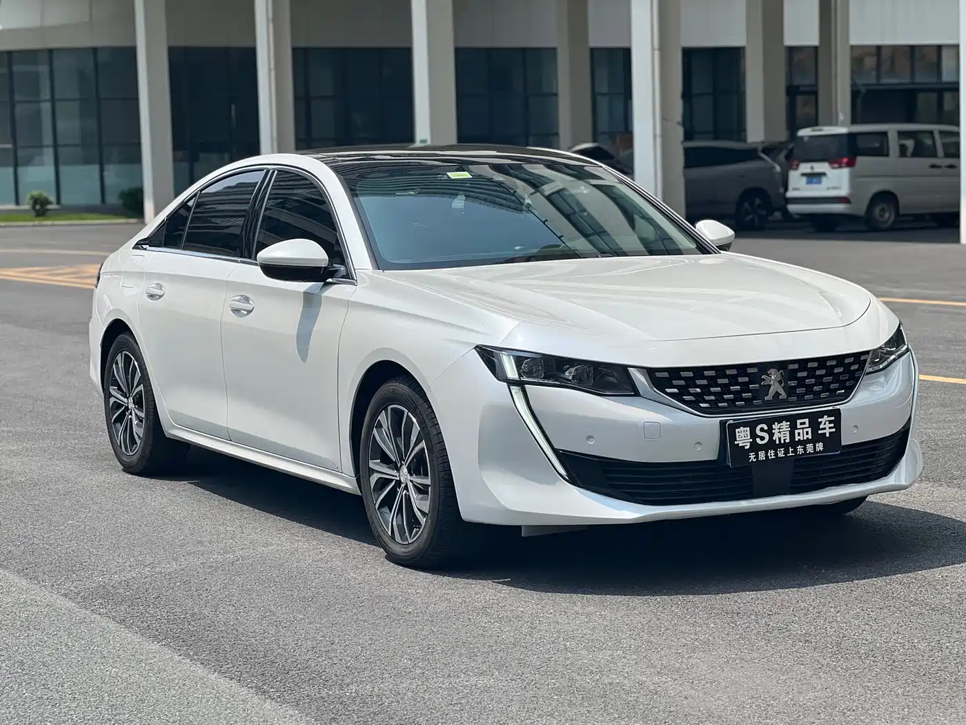 Peugeot 508 2021 508L 400THP PureTech Driving Control Edition фото 3