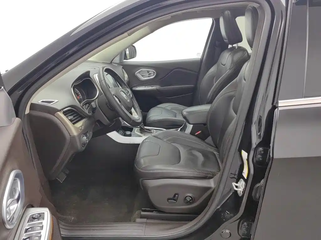Jeep Cherokee (Import) 2014 2014 2.4L Luxury