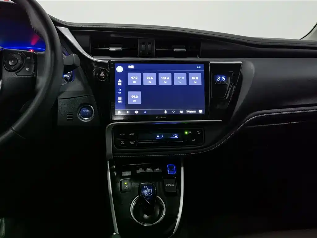 Toyota Corolla 2018 Hybrid 1.8L E-CVT Smart Edition фото 12