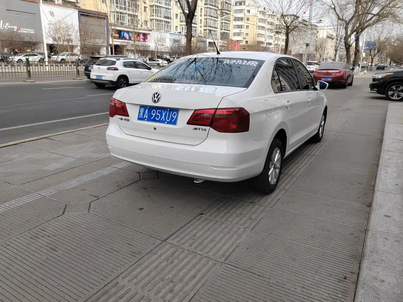 Volkswagen Jetta 2015 1.6L Manual Comfort фото 5