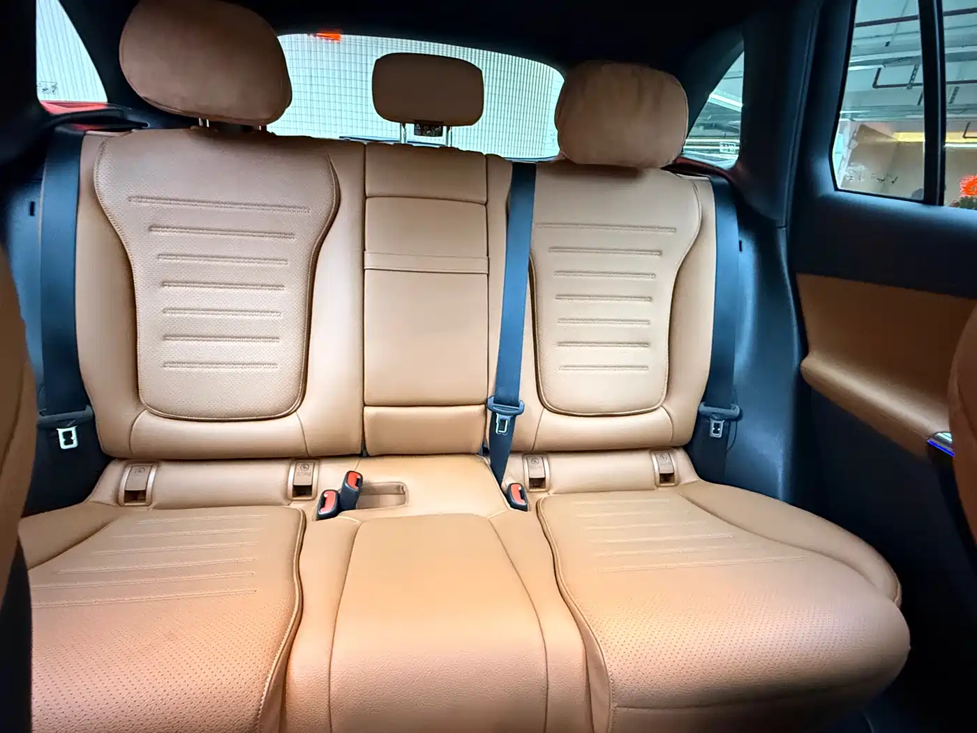 Mercedes-Benz GLC 2024 Facelift GLC 260 L 4MATIC Luxury 5-seater фото 10
