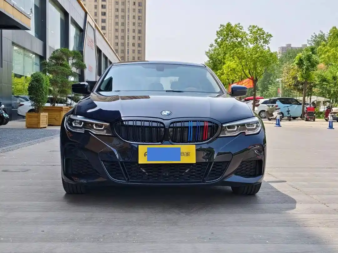 BMW 3 Series 2021 320Li M Sport Package фото 2