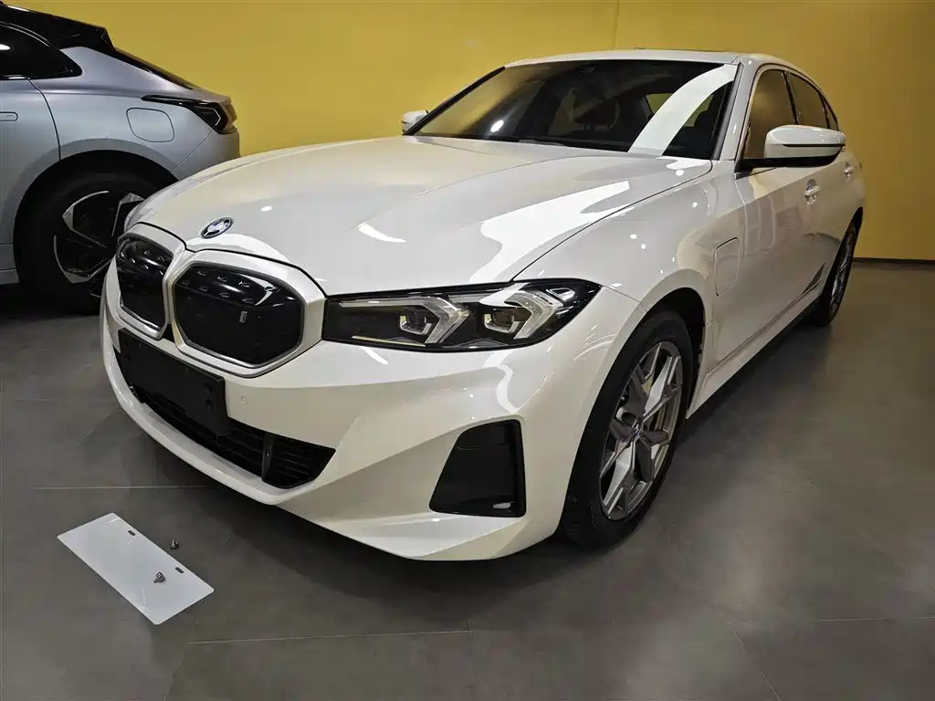 BMW i3 2022 eDrive 35 L фото 2