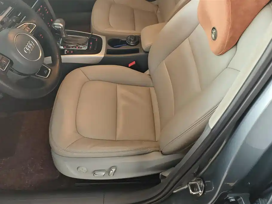 Audi A4L 2013 35 TFSI Automatic Standard фото 9