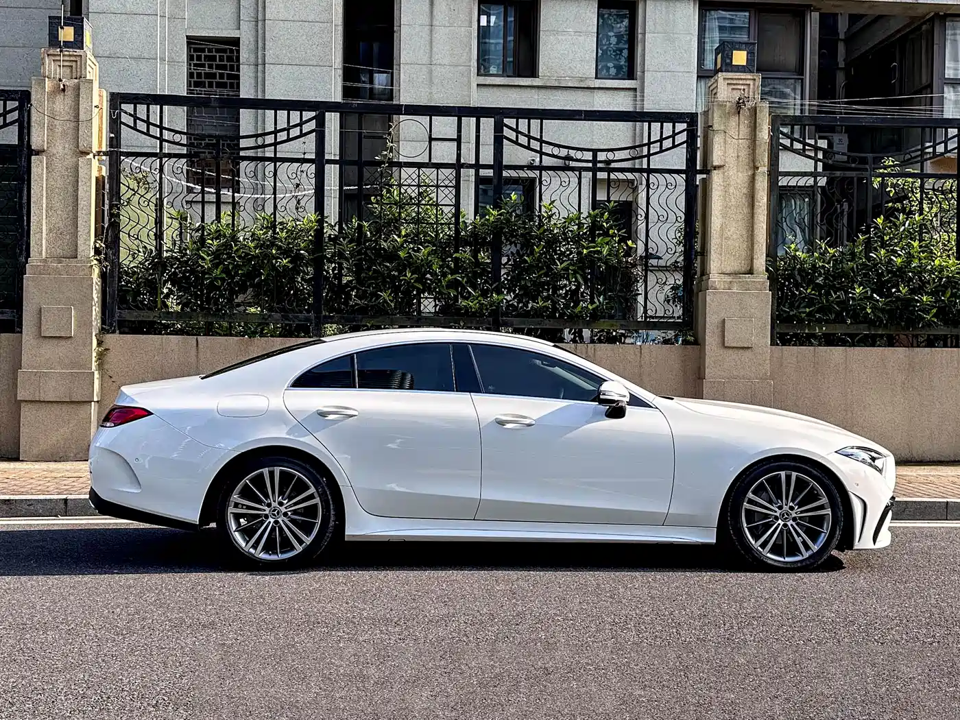 Mercedes-Benz CLS 2022 CLS 300 Dynamic фото 3