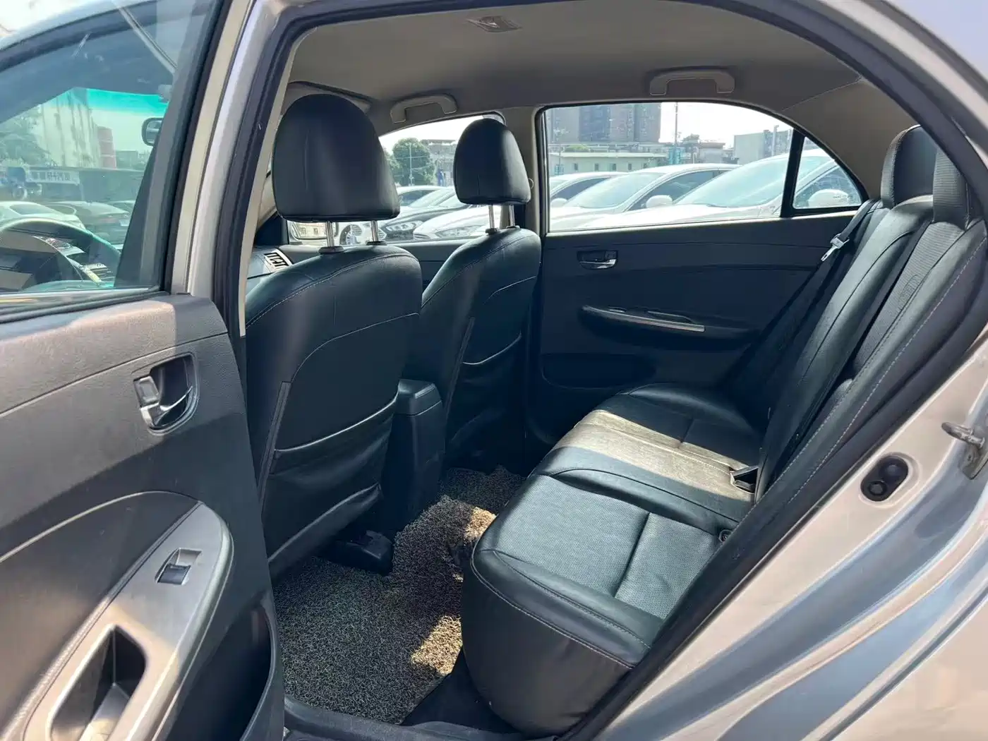 BYD L3 2015 2015 Energy-saving Edition 1.5L Automatic Comfort