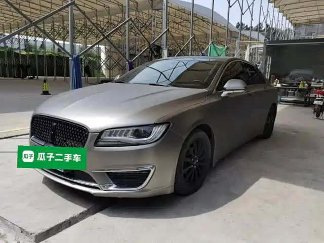 Lincoln MKZ 2.0T, Престиж