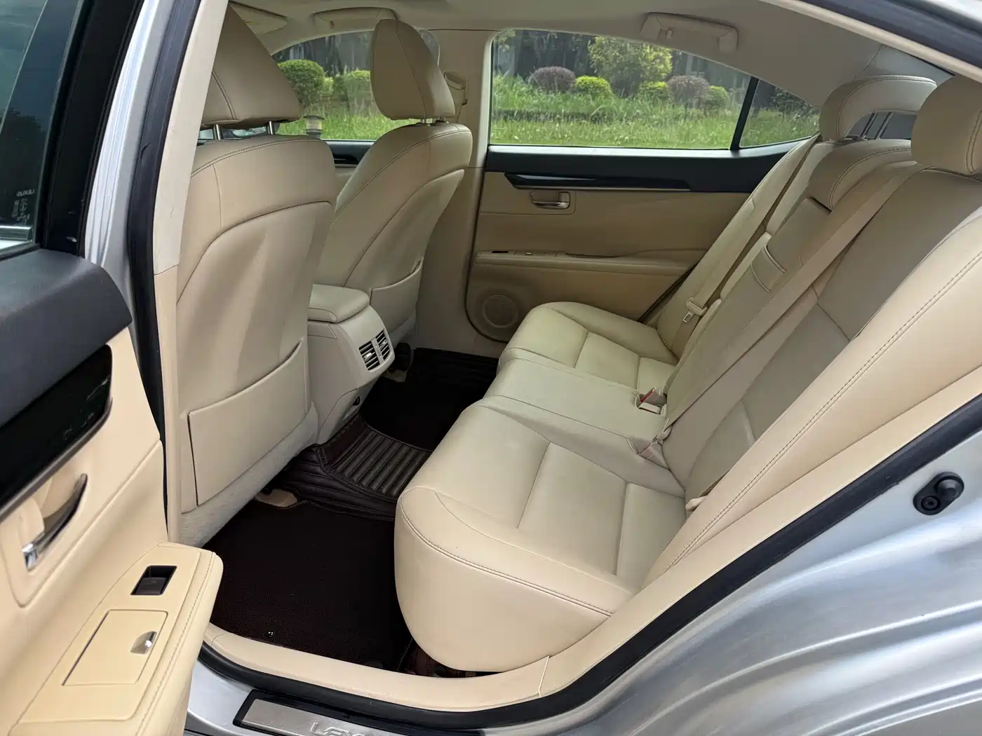 Lexus ES 2013 250 Elite Edition фото 8