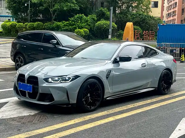 BMW M4 2024