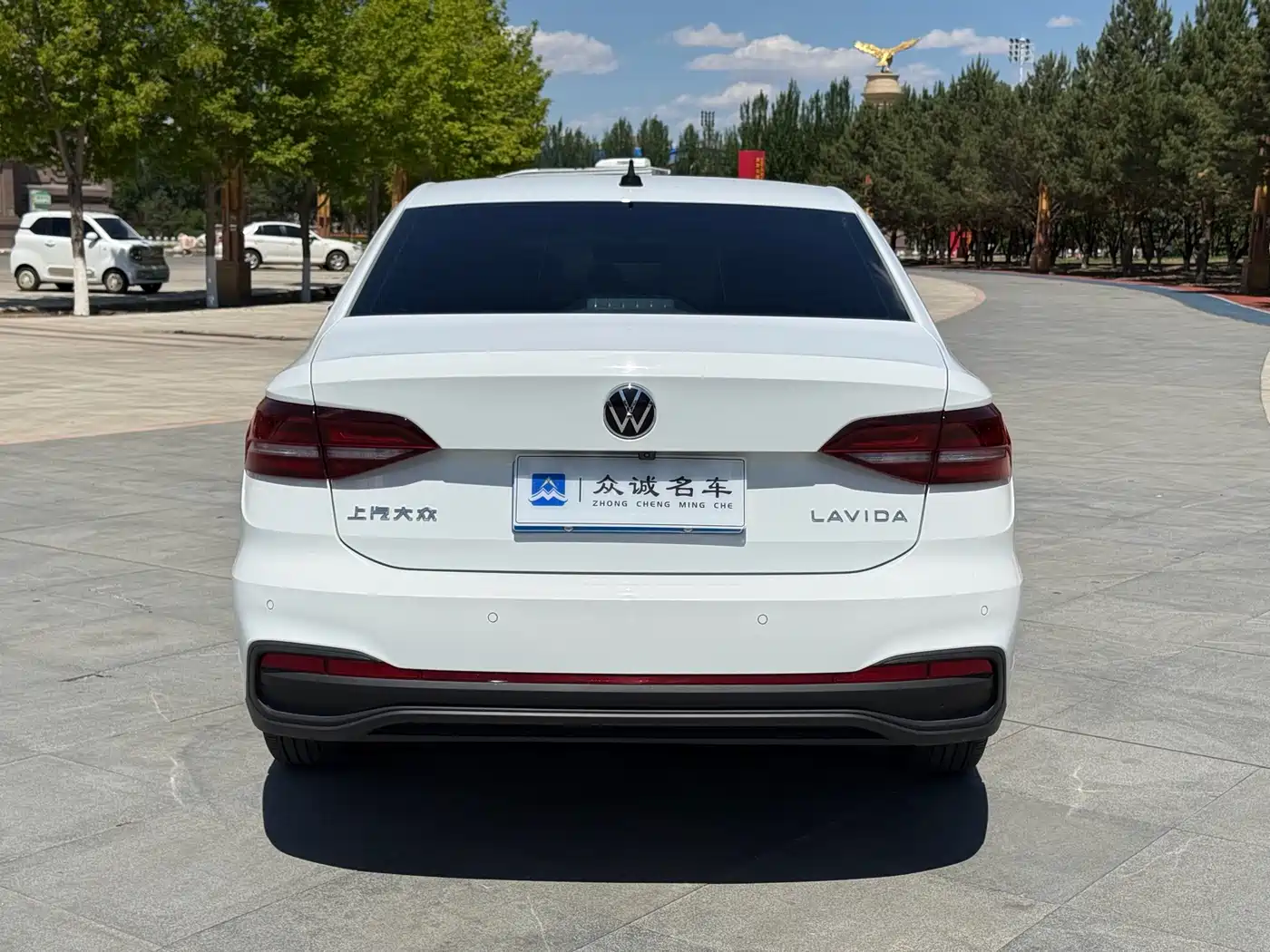 Volkswagen Lavida 2024 Model 1.5L Automatic Delight Edition фото 9