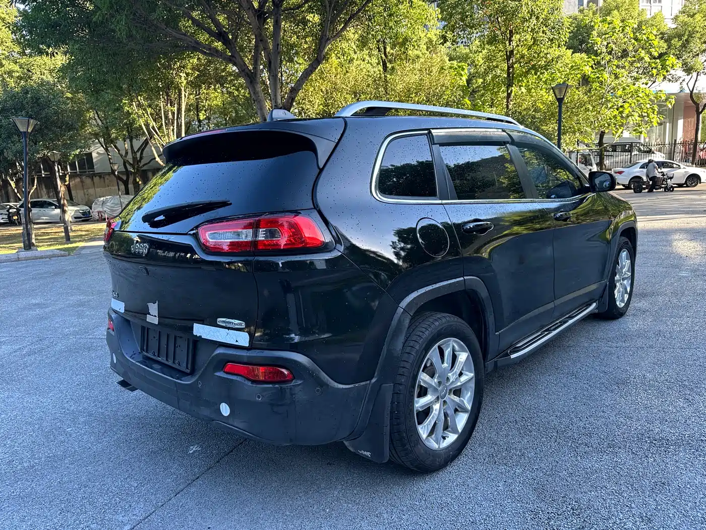 Jeep Cherokee (Import) 2014 2014 2.4L Luxury