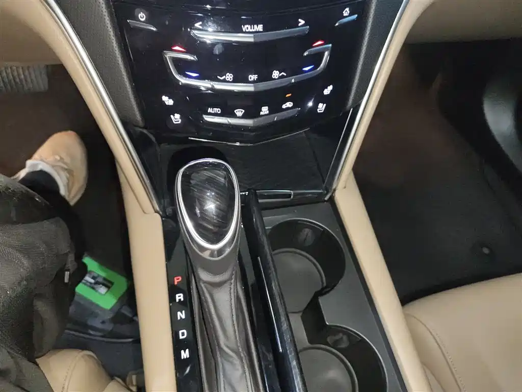 Cadillac XTS 2018 28T Luxury Model фото 14