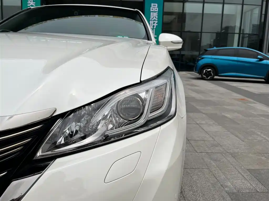 Toyota Crown 2018 2.0T Sport Edition фото 9