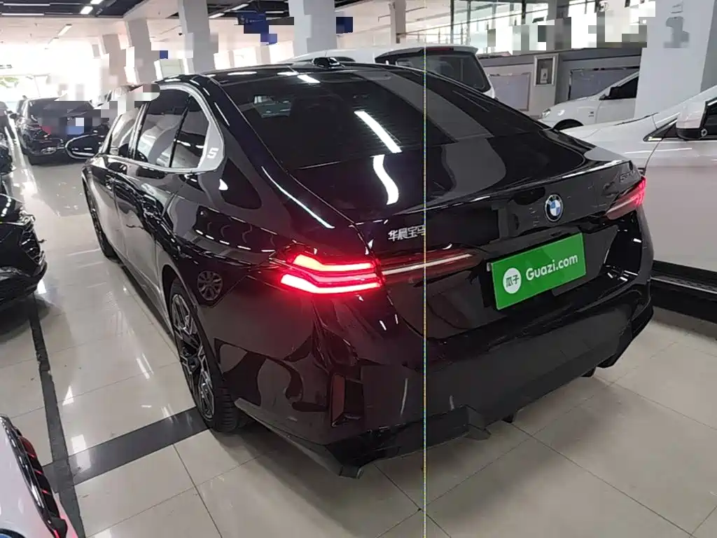 BMW 5-SERIES