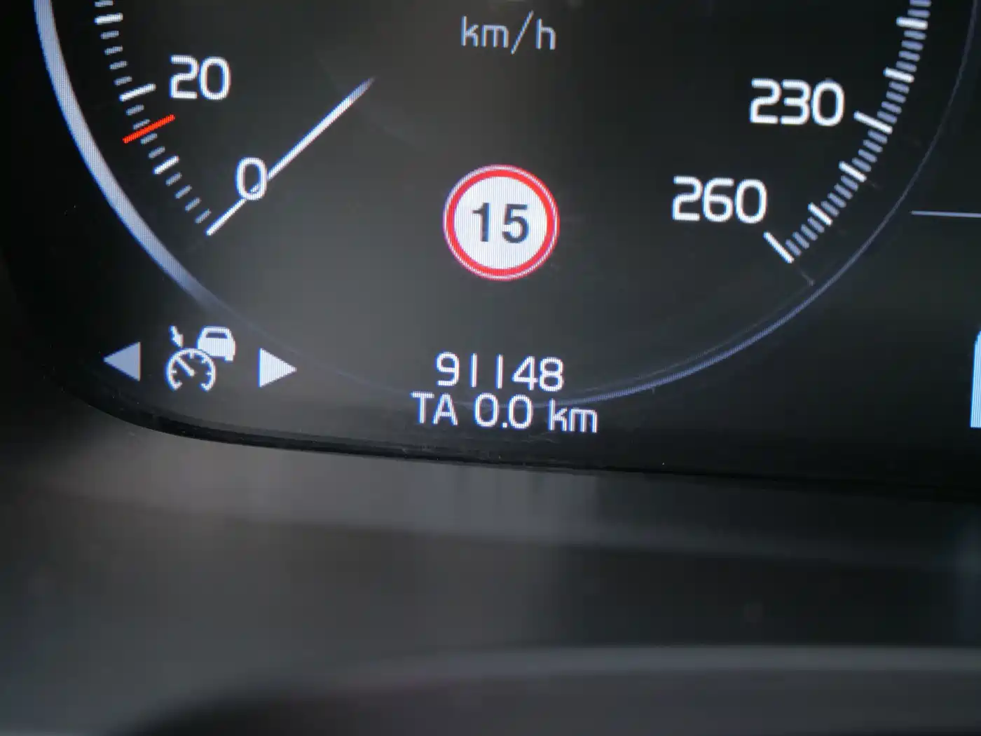 Volvo V90 2021 2021 Model Cross Country B5 AWD Smart Edition