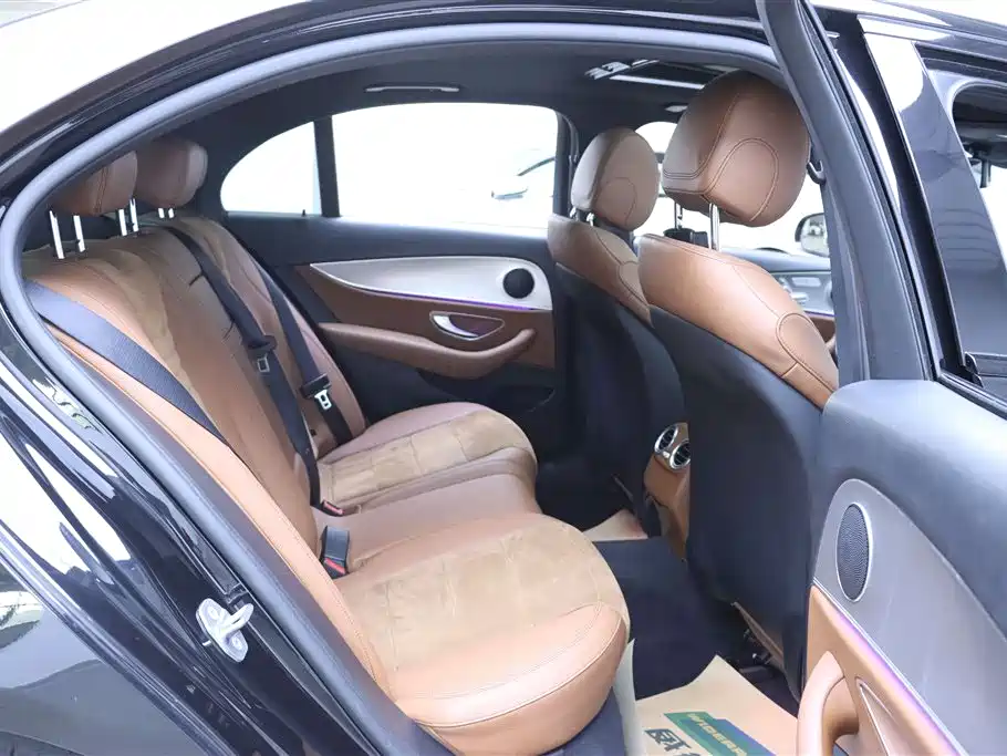 Mercedes-Benz E-Class 2017 Facelift E 200 Sport 4MATIC фото 17