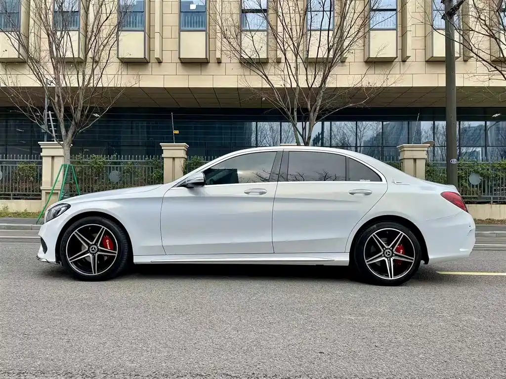 Mercedes-Benz C-Class 2017 Facelift C 200 L Sport Edition фото 24