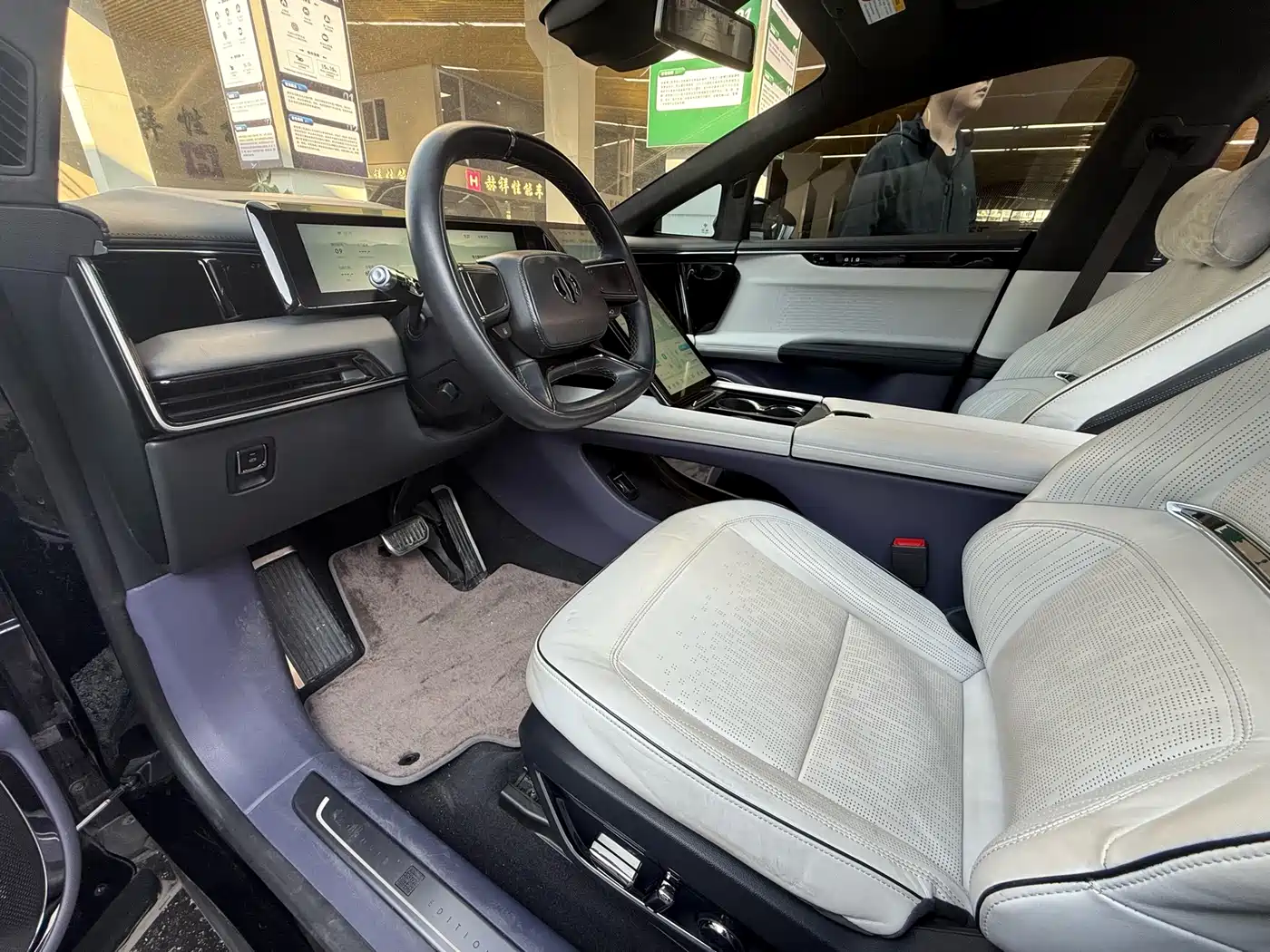 HiPhi X 2022 2021 Founder Edition 6-Seater