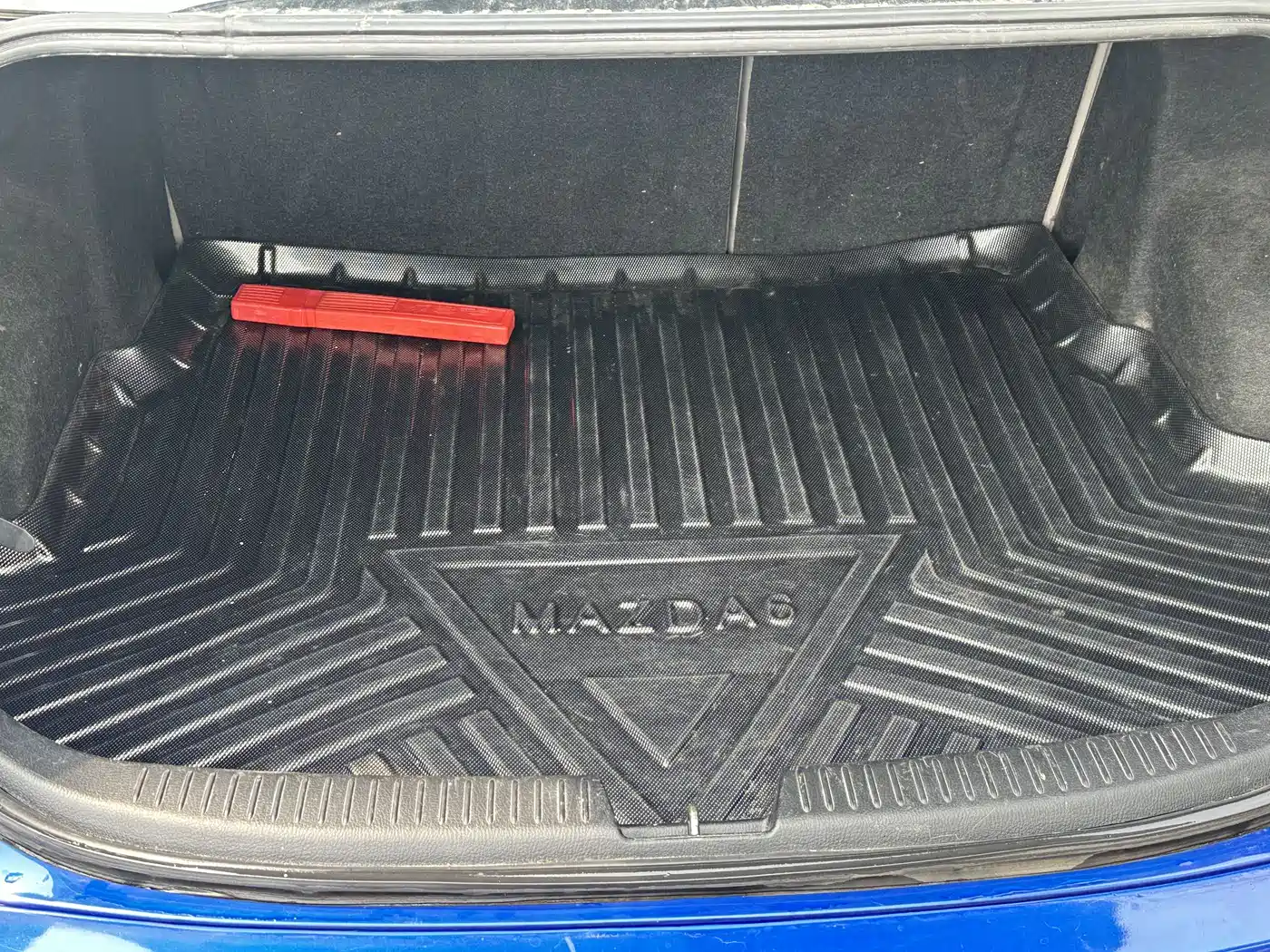 Фото 12 - Mazda 6