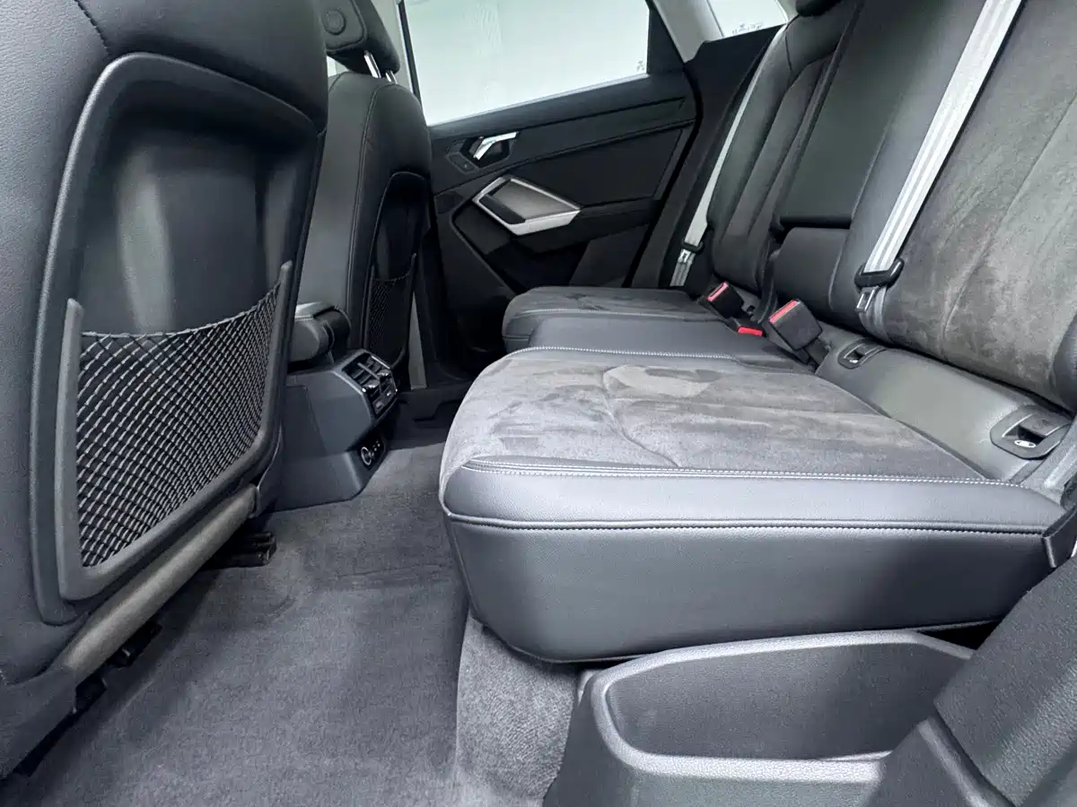 Audi Q3 2022 35 TFSI Fashion Dynamic фото 15