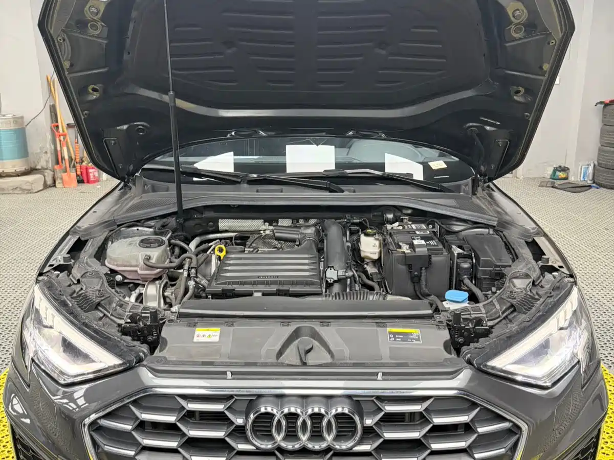 Audi A3 2024 Model A3L Limousine 35 TFSI Fashion Sport фото 9