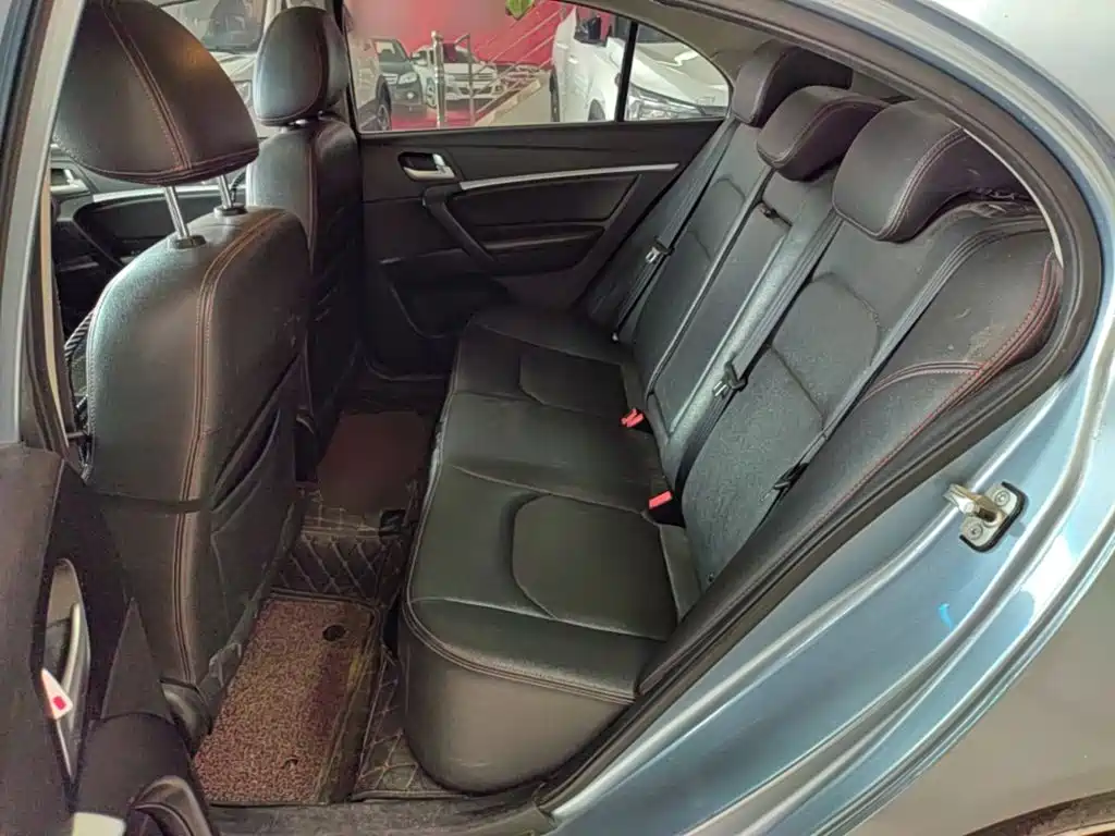 Photo 17 - Geely Emgrand