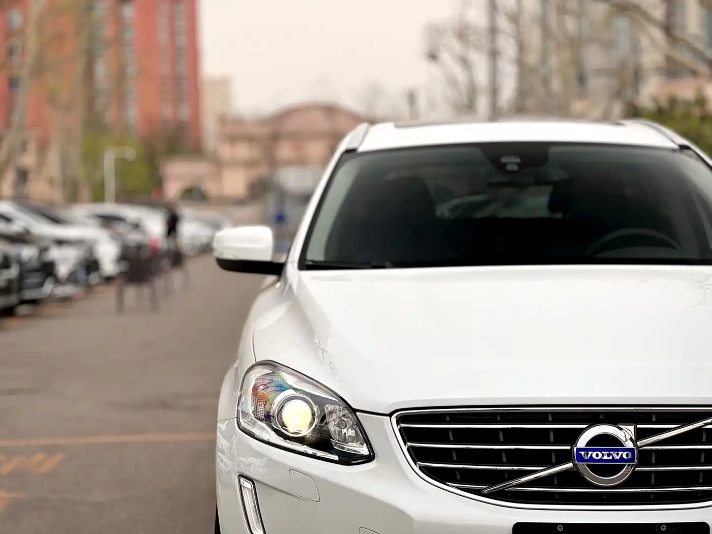 Фото 33 - Volvo XC60