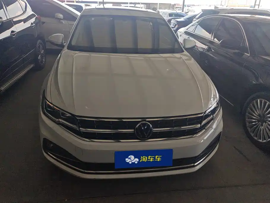 Volkswagen Bora 2021 1.5L Automatic Elite Smart Edition фото 2